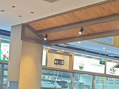 -绿草地·湘菜(酃湖师院店)