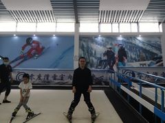 -零度滑雪室内训练中心(莘庄店)