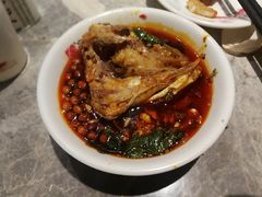 -忘情水鱼头·鲜鱼火锅(滨江中路店)