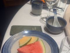 -八府香鸭·啫啫煲(华山路店)