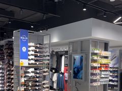 -迪卡侬(环球港店)