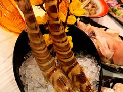 -鲜入围煮花胶鸡海鲜火锅