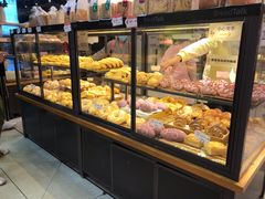 面包甜点陈列柜-BreadTalk面包新语·烘焙蛋糕(海珠丽影广场店)