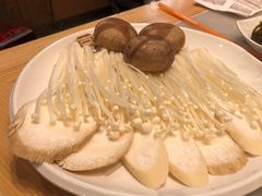 菌菇拼盘-韩宫宴炭火烤肉(昆山金鹰店)