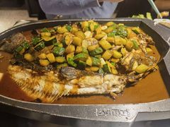 -江边城外烤全鱼(汉光百货店)