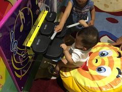 -蒙特利亲子乐园