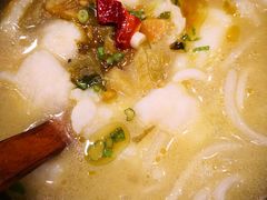 -周鱼小馆石锅酸菜鱼(活力汇店)