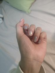 -美斯洛美甲美睫连锁店