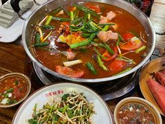 -亮欢寨酸汤鱼(沙冲路店)