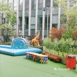 去看小动物咯