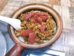 招牌鹅乸煲仔饭-阳江河堤老牌曾记美食