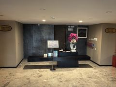 -广东大厦酒店(广州北京路步行街纪念堂地铁站店)