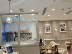 大堂-面包新语(龙湖·西宸天街店)
