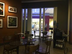 -星巴克臻选(深圳龙华红山天虹店)