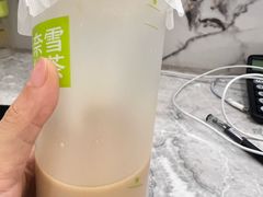 -奈雪的茶(亨特国际广场店)