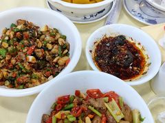 -笨罗卜浏阳菜馆(太平街店)