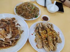 -鹏城人家海鲜酒家·23年老字号(较场尾店)