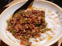 小炒肉粉-湘里乡亲甲王二老店