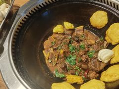 -锅老头海鲜铁锅炖