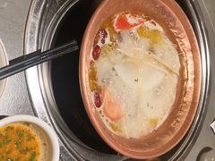 -阿婆情腊排骨火锅·野生菌季(古城旗舰店)