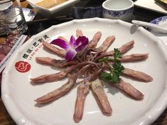 -陆派巴倒烫火锅(城东店)