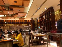 -盛宴标帜西餐厅龙虾.鲍鱼•牛排(重庆喜来登大酒店)