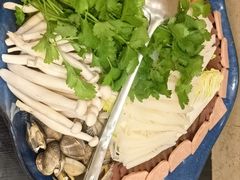 海鲜毛血旺-御沪沪味园.融合菜.海鲜(斜土路店)