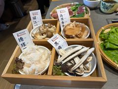 -阿婆情腊排骨火锅·野生菌季(古城旗舰店)