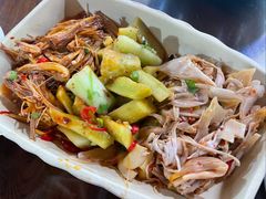 -汤锅大王(新平曹苏黄牛汤锅有限公司)