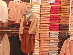 -优衣库(上海虹口龙之梦店)