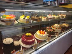 面包甜点陈列柜-新侨三宝乐面包店(崇文门店)