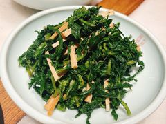 蒲公英拌豆干-小吊梨汤·北京菜·烤鸭(清河万象汇店)