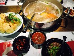 -左庭右院鲜牛肉火锅(新梅广场店)