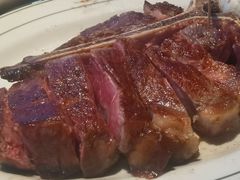 -MONICH牛排融合餐厅(和义大道购物中心店)