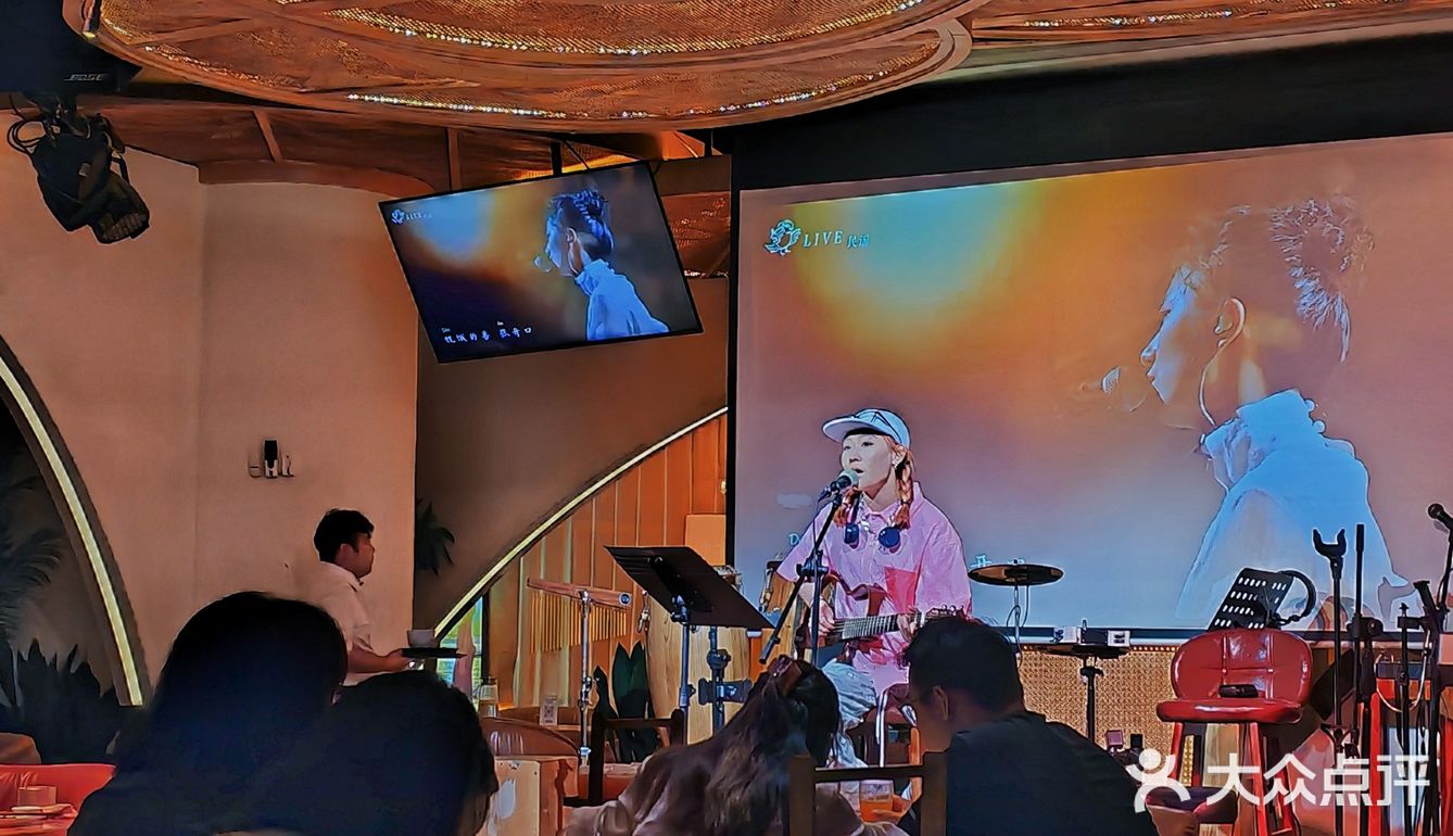 南门这家音乐餐酒吧‼️这周去了三次💃💃