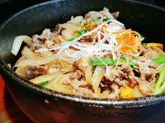石锅牛肉-猛式料理嘉州新光天地店