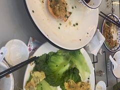 -覃记海鲜美食餐厅