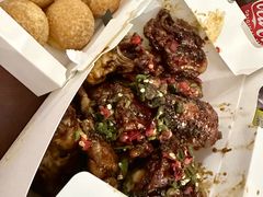 -BHC炸鸡(明洞总店)