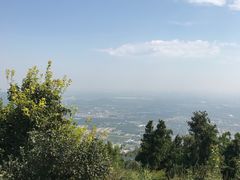 -鬼笑石后山停车场