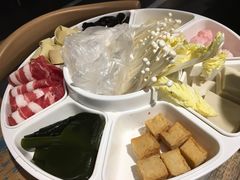 -鸡遇虾煲干锅火锅(小寨金莎店)