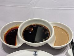 -红鼎豆捞·非遗鲍皇汤火锅(宝丰路店)