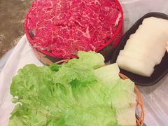 -鲜入围煮花胶鸡海鲜火锅