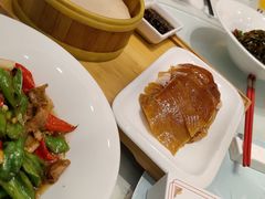 -香山湖家家宴(中山陵店)