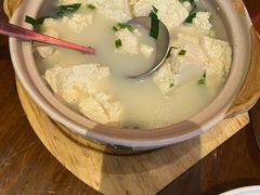 酥肉煨豆腐-眉州东坡·熊猫主题餐厅(枫蓝店)