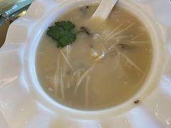 鱼茸海鲜羹-名佳荟