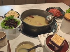 -汤宴·参须肚包鸡(南京路店)