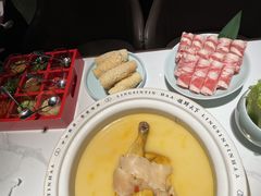 -领鲜天下·焗海鲜·花胶鸡(天目里店)