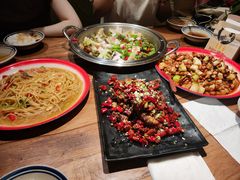 -泥糊破店小酒馆·团建聚餐(南京西路店)