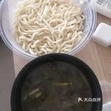 秦汉面馆的天水面皮和浆水面 