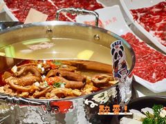 -左庭右院鲜牛肉火锅(环球港店)
